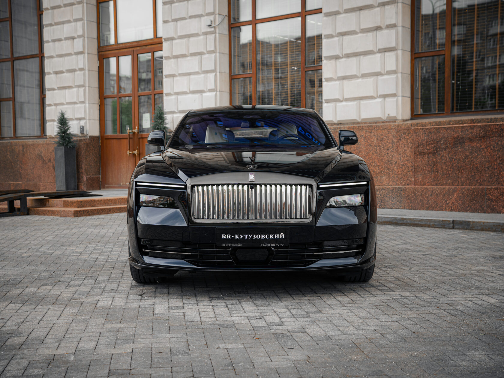 Rolls-Royce Black Badge Spectre  <br>Не указано