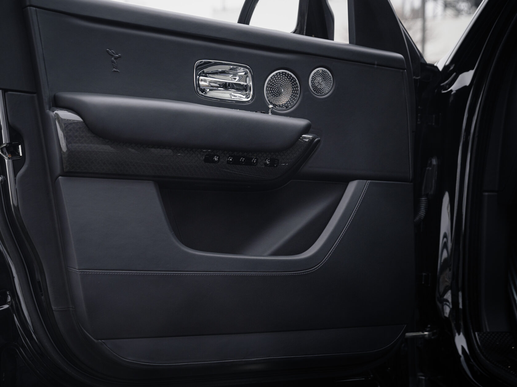 Rolls-Royce Cullinan Black Badge I 2025 год <br>Black Diamond 