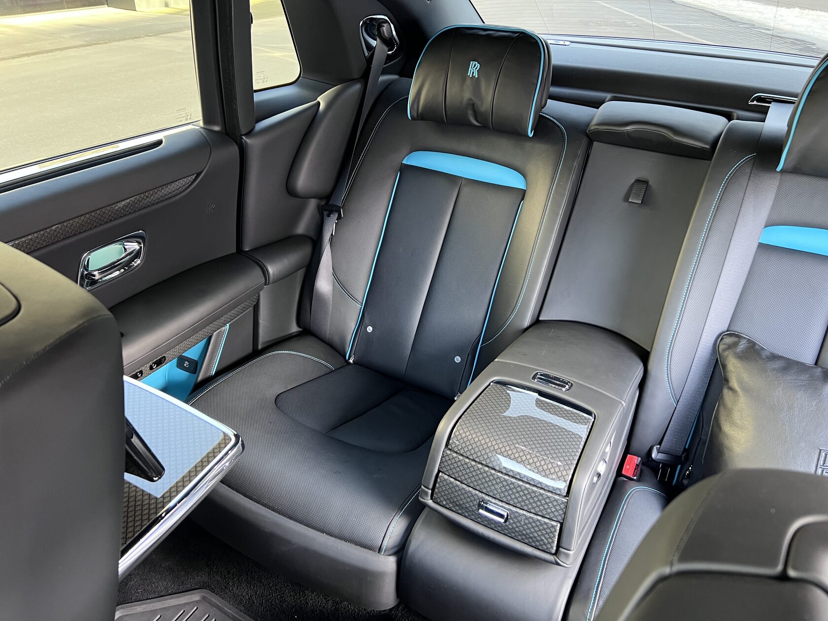 Rolls-Royce Ghost Black Badge by NOVITEC 2021 год <br>Черный Металлик Diamond Black 