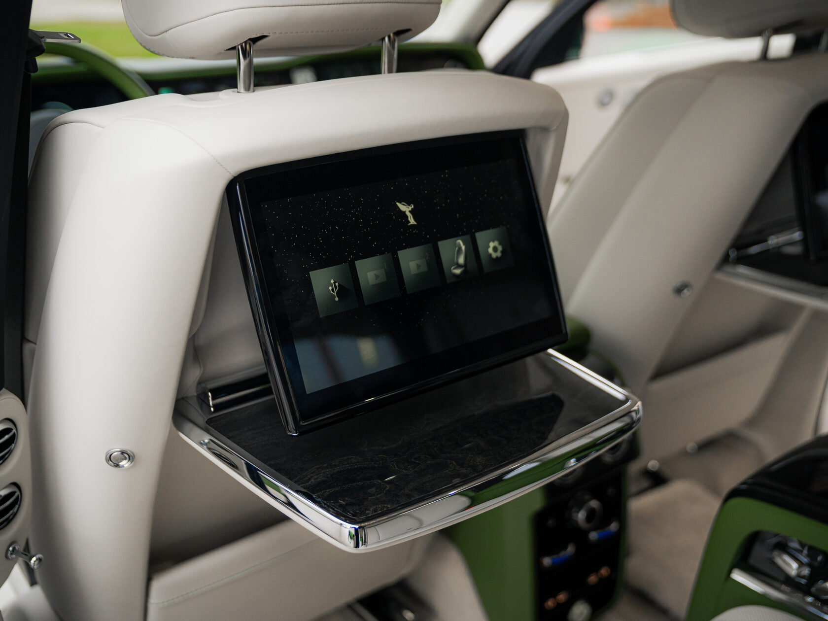 Rolls-Royce II Dark Emerald  <br>Dark Emerald 