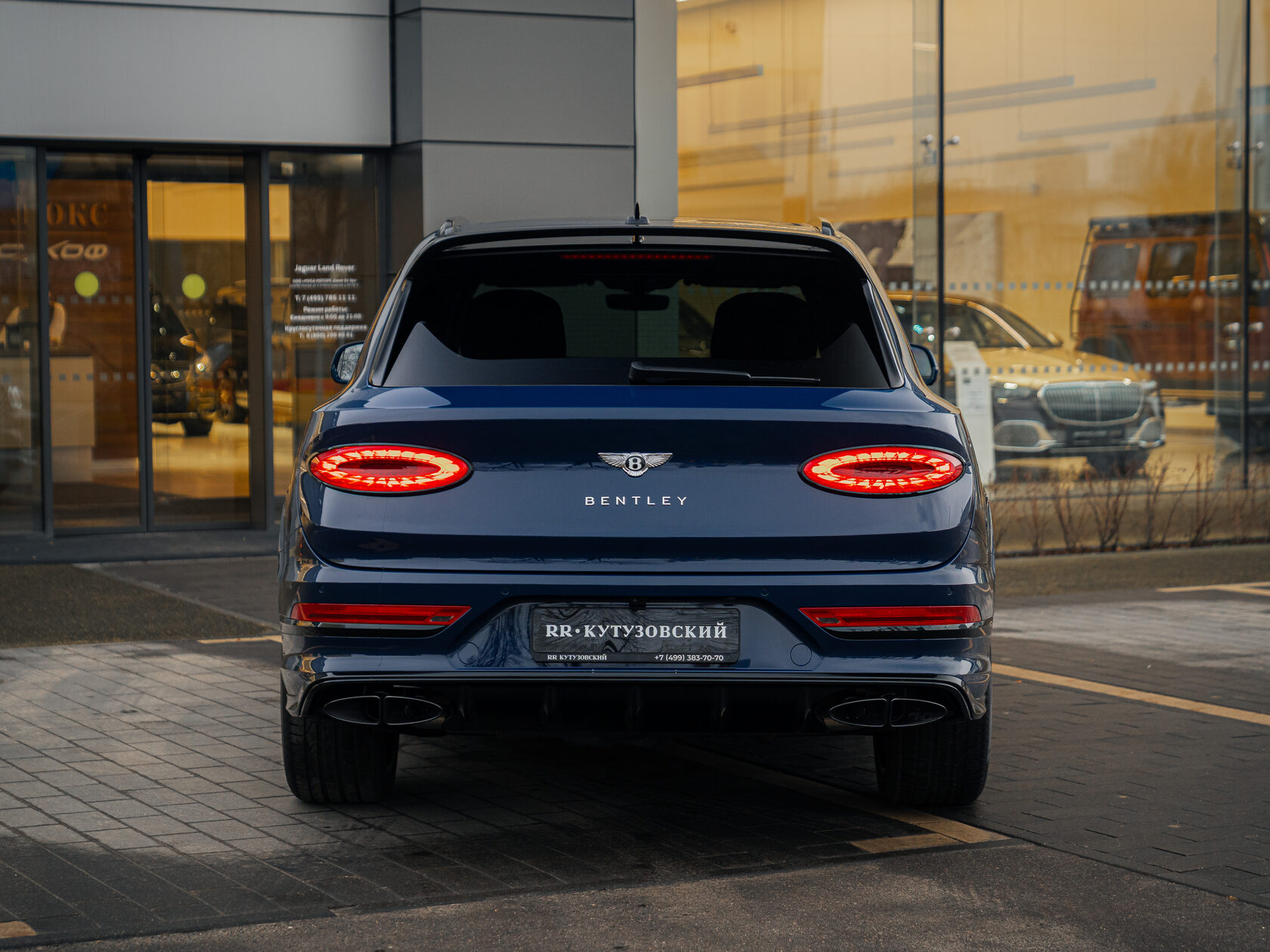 Rolls-Royce Bentayga EWB I Рестайлинг  <br>Синий