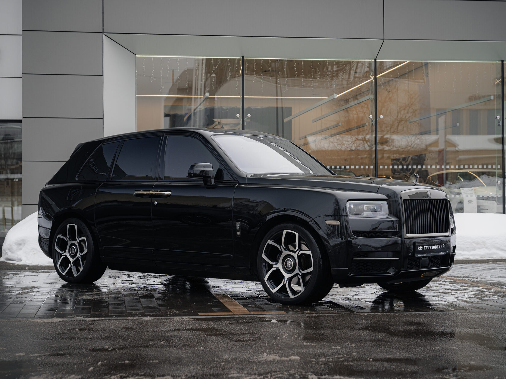 Rolls-Royce Cullinan Black Badge I 2025 год <br>Black Diamond 