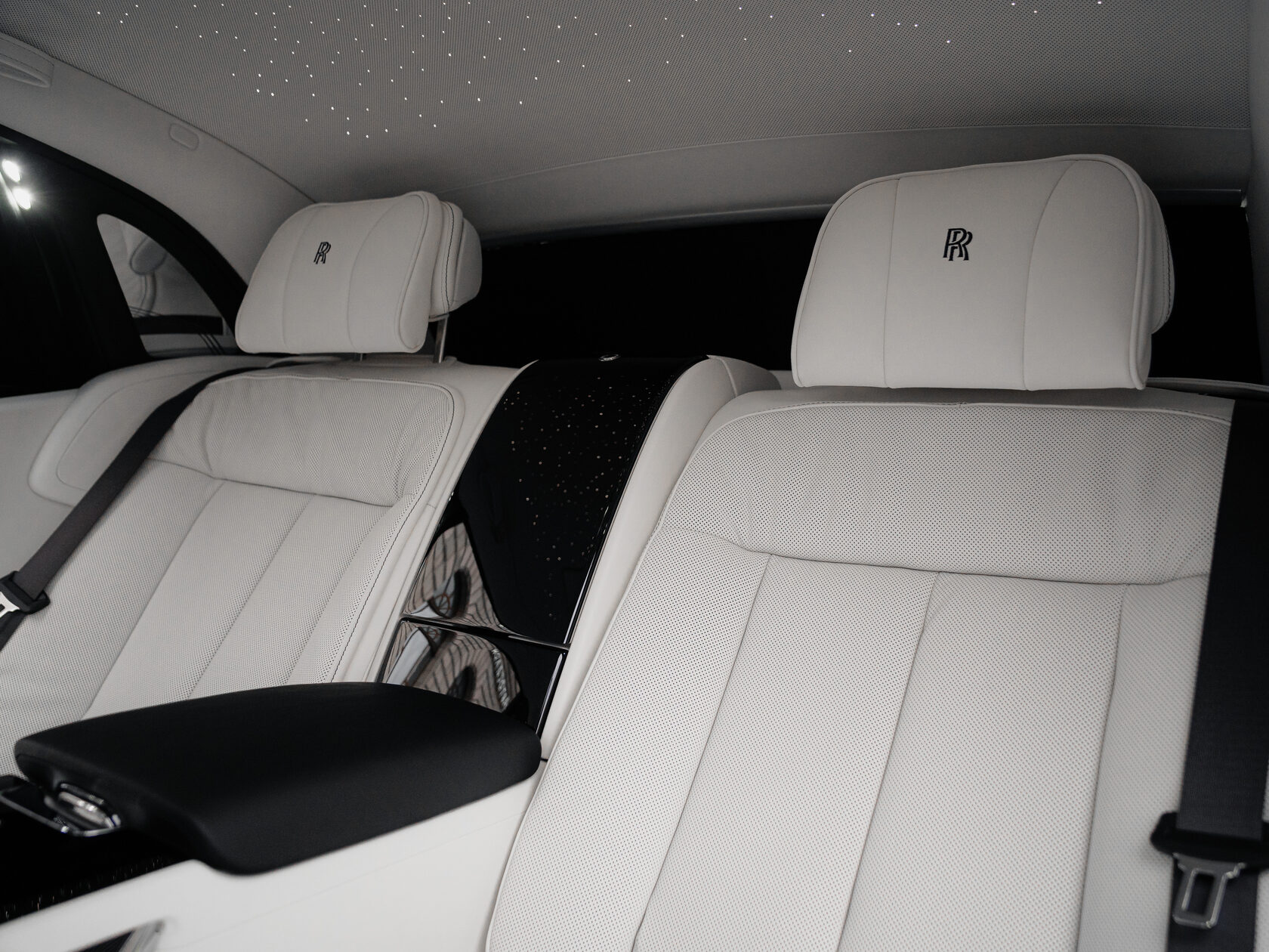 Rolls-Royce Phantom Extended 2025 год <br>Black Diamond 
