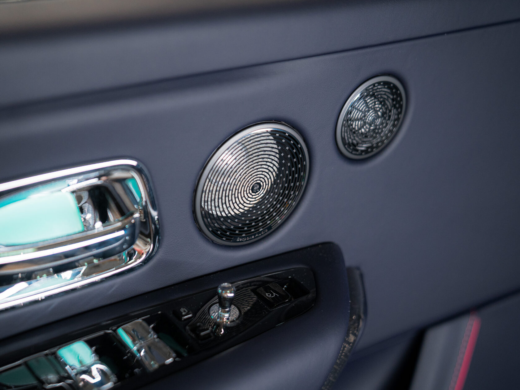 Rolls-Royce Cullinan Black Badge II  <br>Midnight Sapphire