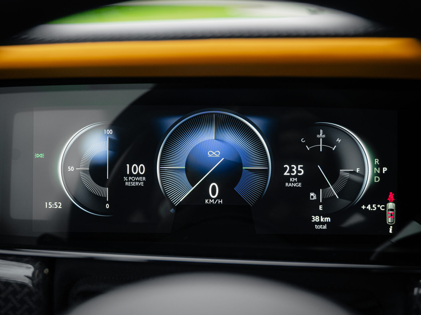 Rolls-Royce Cullinan Black Badge II  <br>Серый 