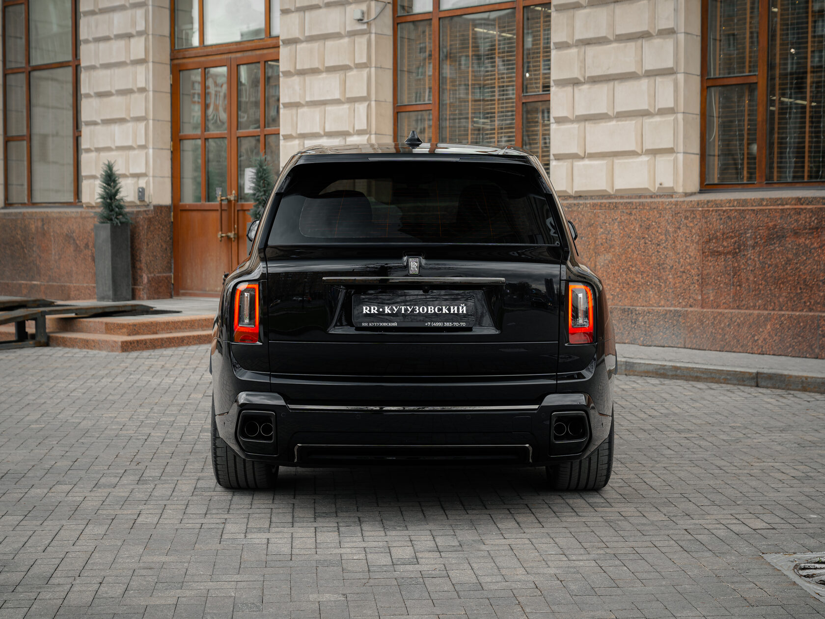 Rolls-Royce Cullinan Black Badge II  <br>Black
