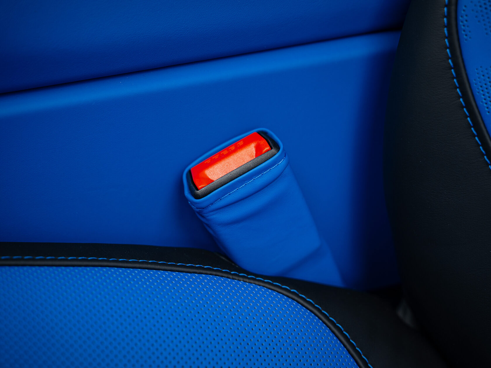 Rolls-Royce Cullinan Black Badge II  <br>Black