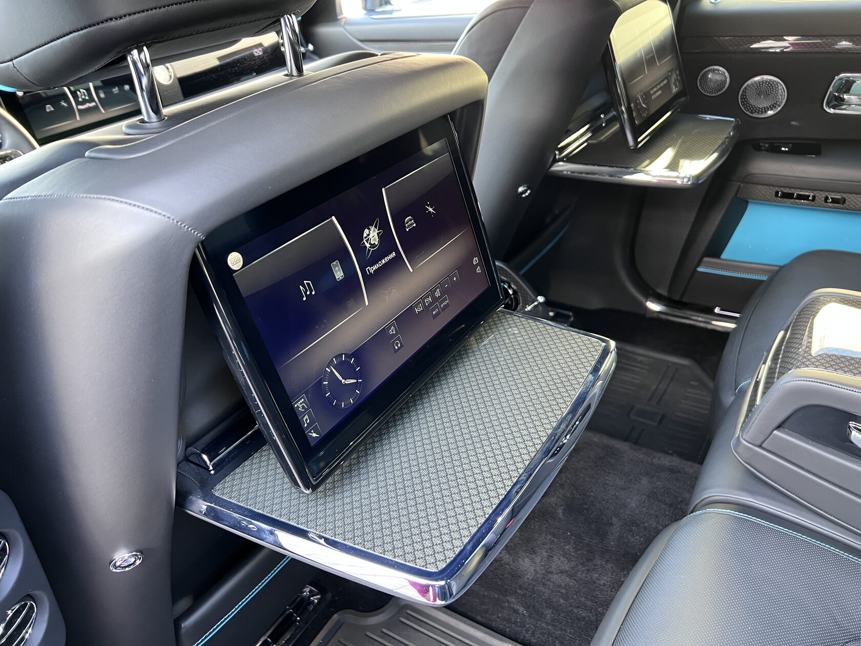 Rolls-Royce Ghost Black Badge by NOVITEC 2021 год <br>Черный Металлик Diamond Black 