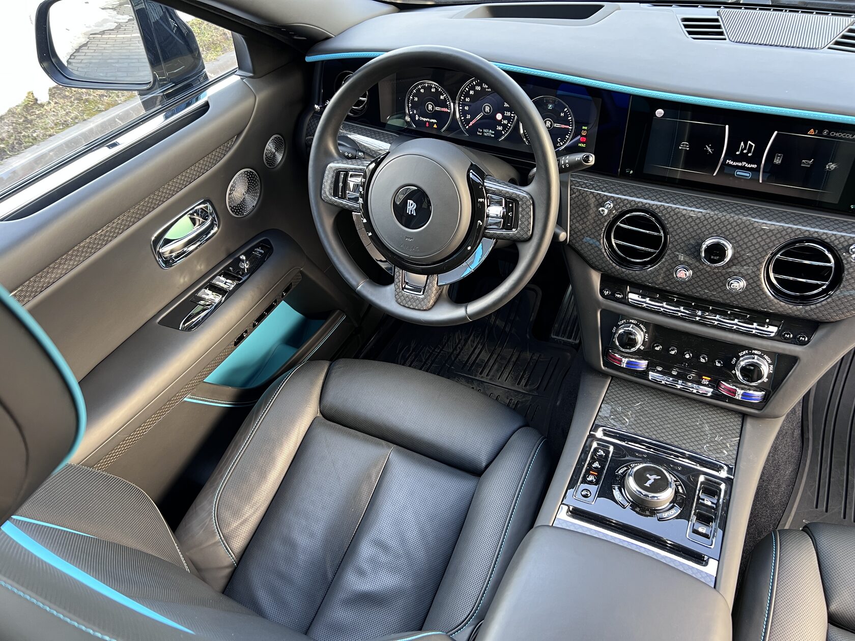 Rolls-Royce Ghost Black Badge by NOVITEC 2021 год <br>Черный Металлик Diamond Black 