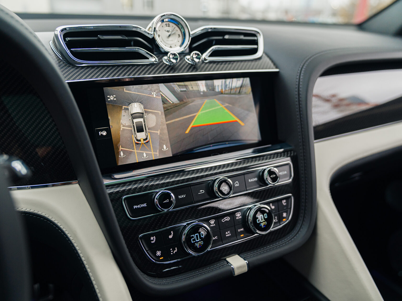 Rolls-Royce Bentayga EWB I Рестайлинг  <br>Синий