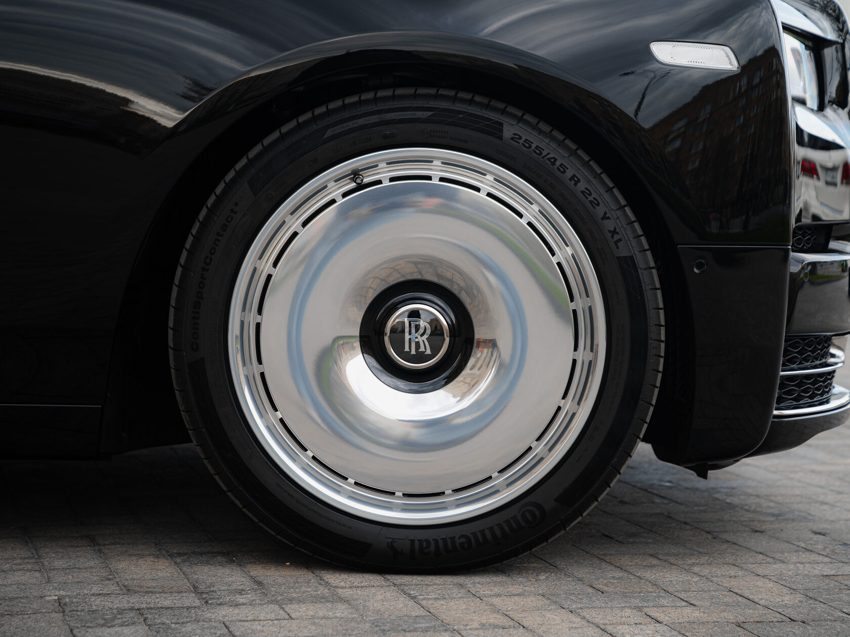 Rolls-Royce Phantom Extended  <br>Black Diamond 