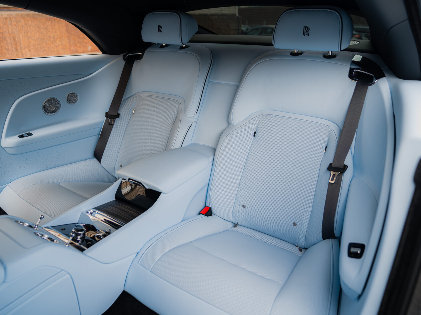 Rolls-Royce Spectre 2023 год <br>Black Diamond/ Черный