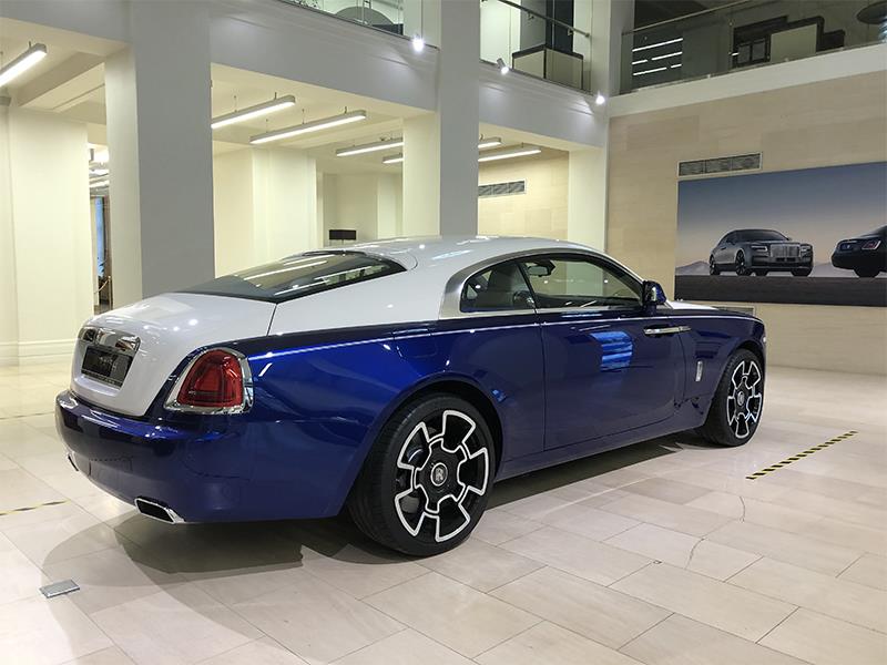Rolls-Royce Wraith 2017 год <br>Salamanca Blue / Arctic White 