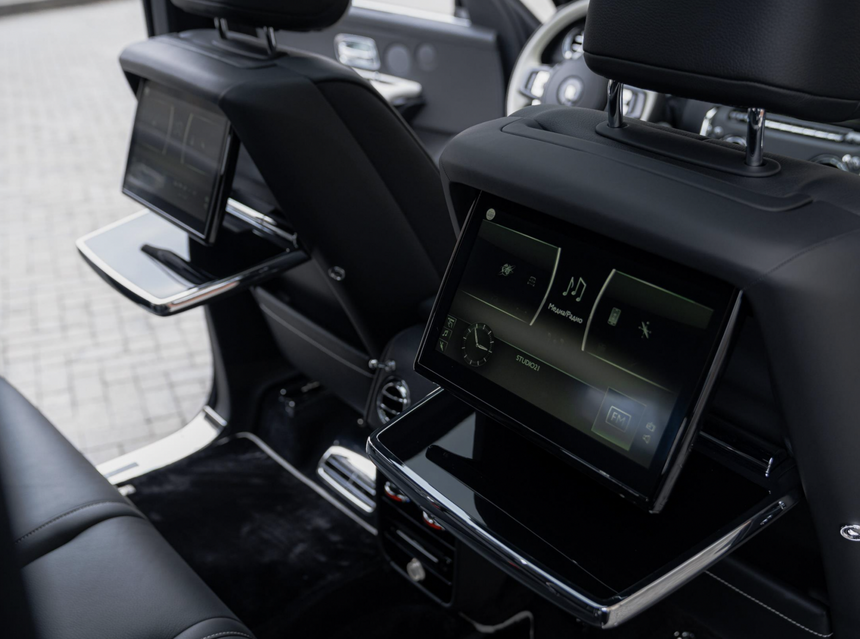 Rolls-Royce Cullinan  <br>Midnight Sapphire