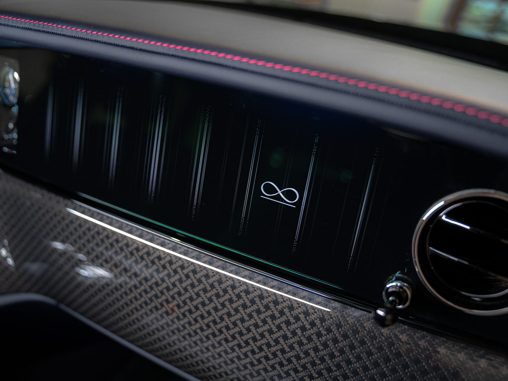 Rolls-Royce Cullinan Black Badge II  <br>Midnight Sapphire