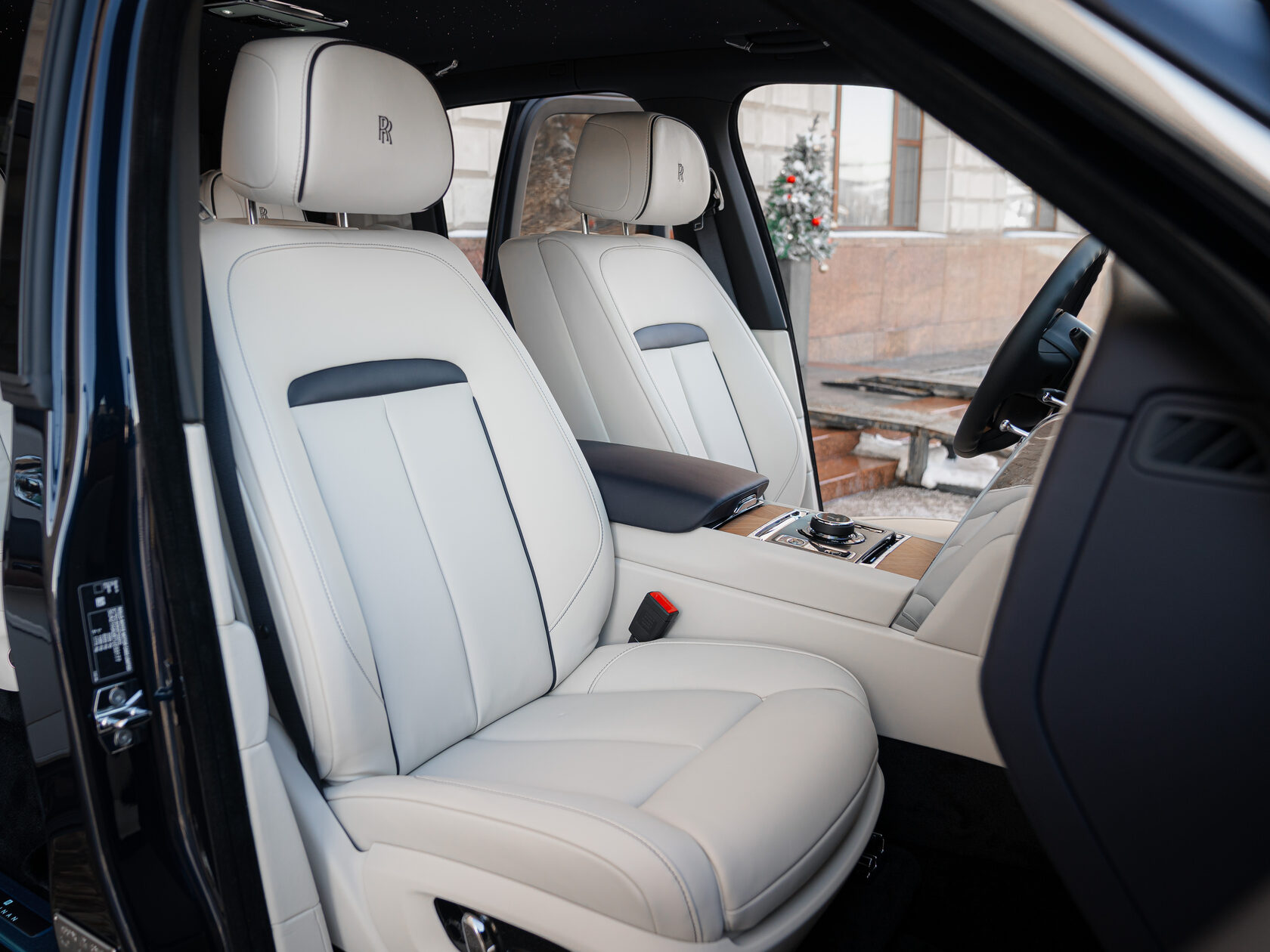 Rolls-Royce II Midnight Sapphire  <br>Midnight Sapphire 