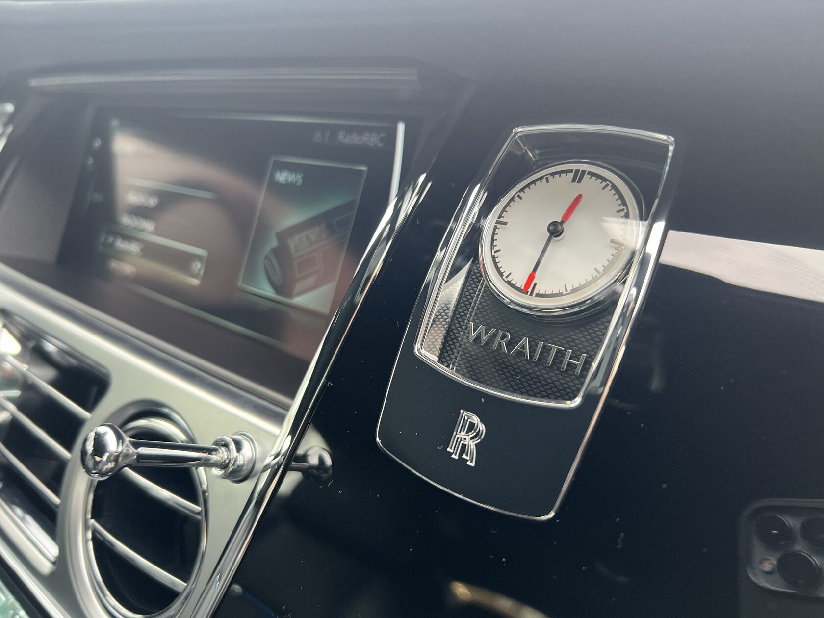 Rolls-Royce Wraith 2019 год <br>Черный