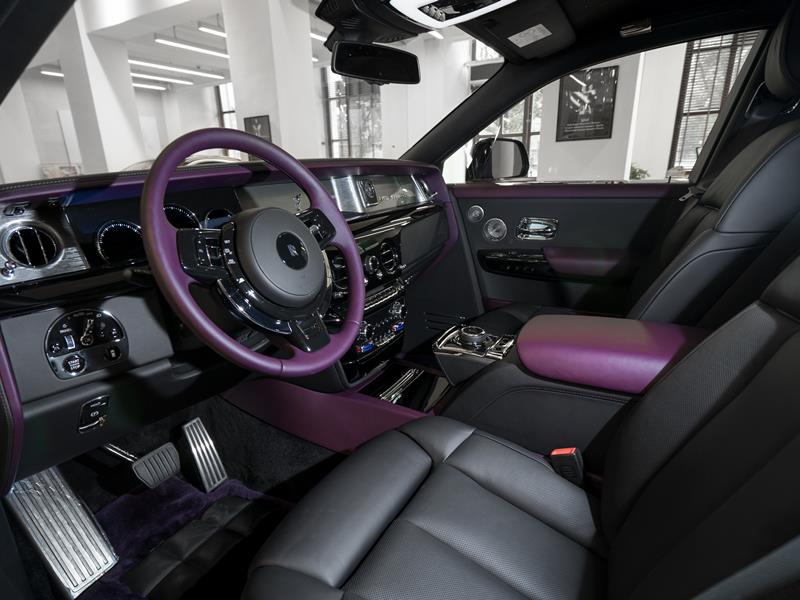 Rolls-Royce Phantom SWB  <br>Belladonna Purple 