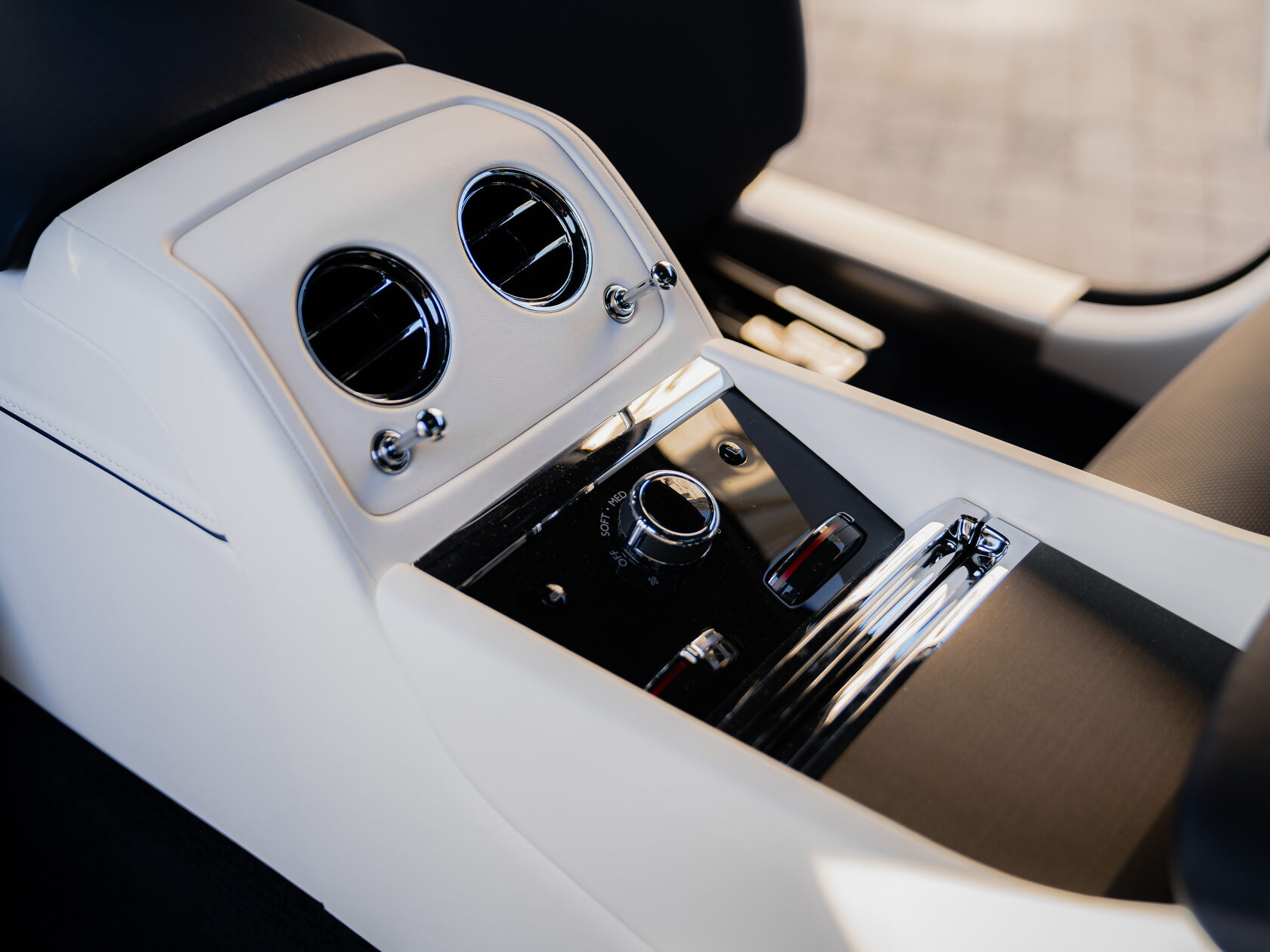 Rolls-Royce Spectre 2024 год <br>Midnight Sapphire 