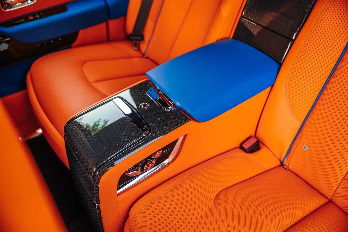 Rolls-Royce  2022 год <br>Salamanca Blue 