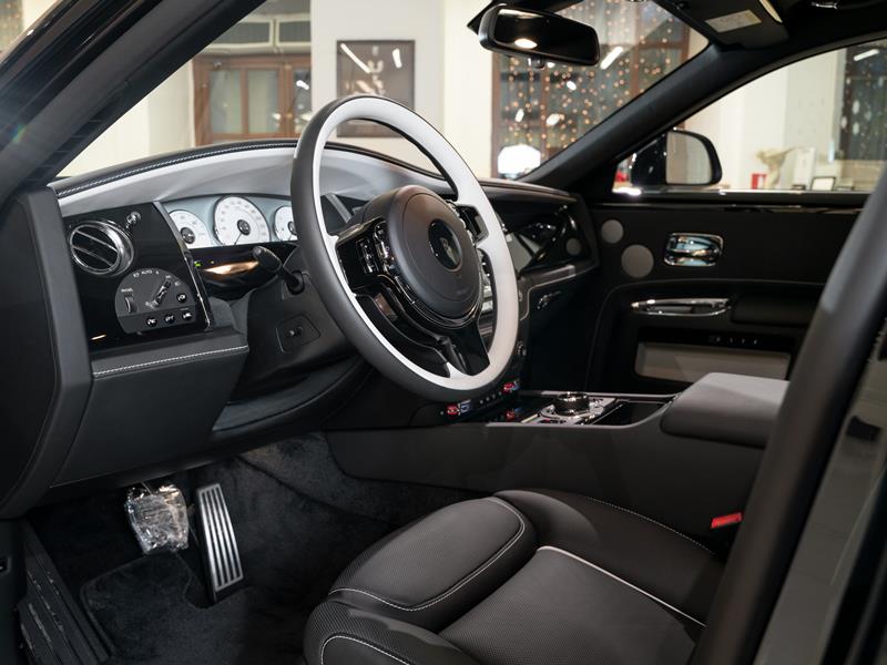 Rolls-Royce Ghost  <br>Diamond Black 