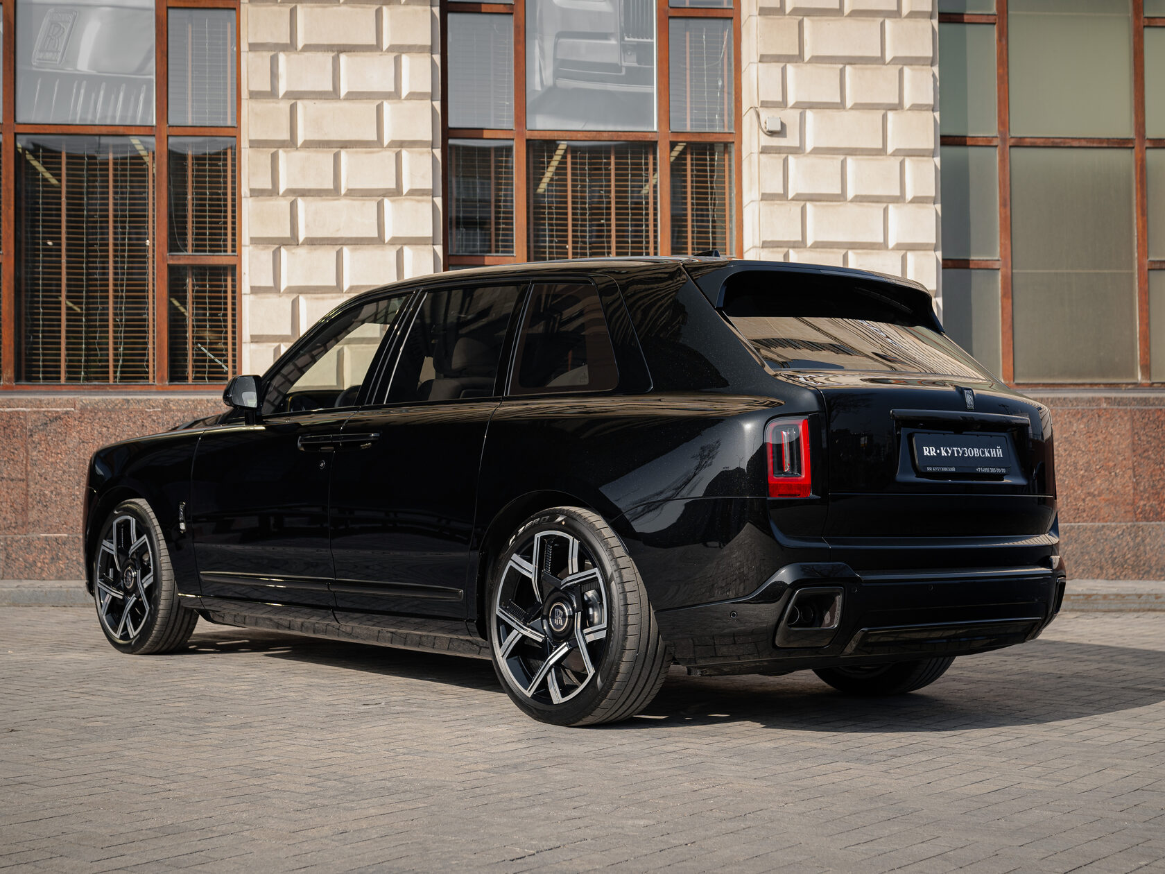 Rolls-Royce Cullinan Black Badge II  <br>Black Diamond