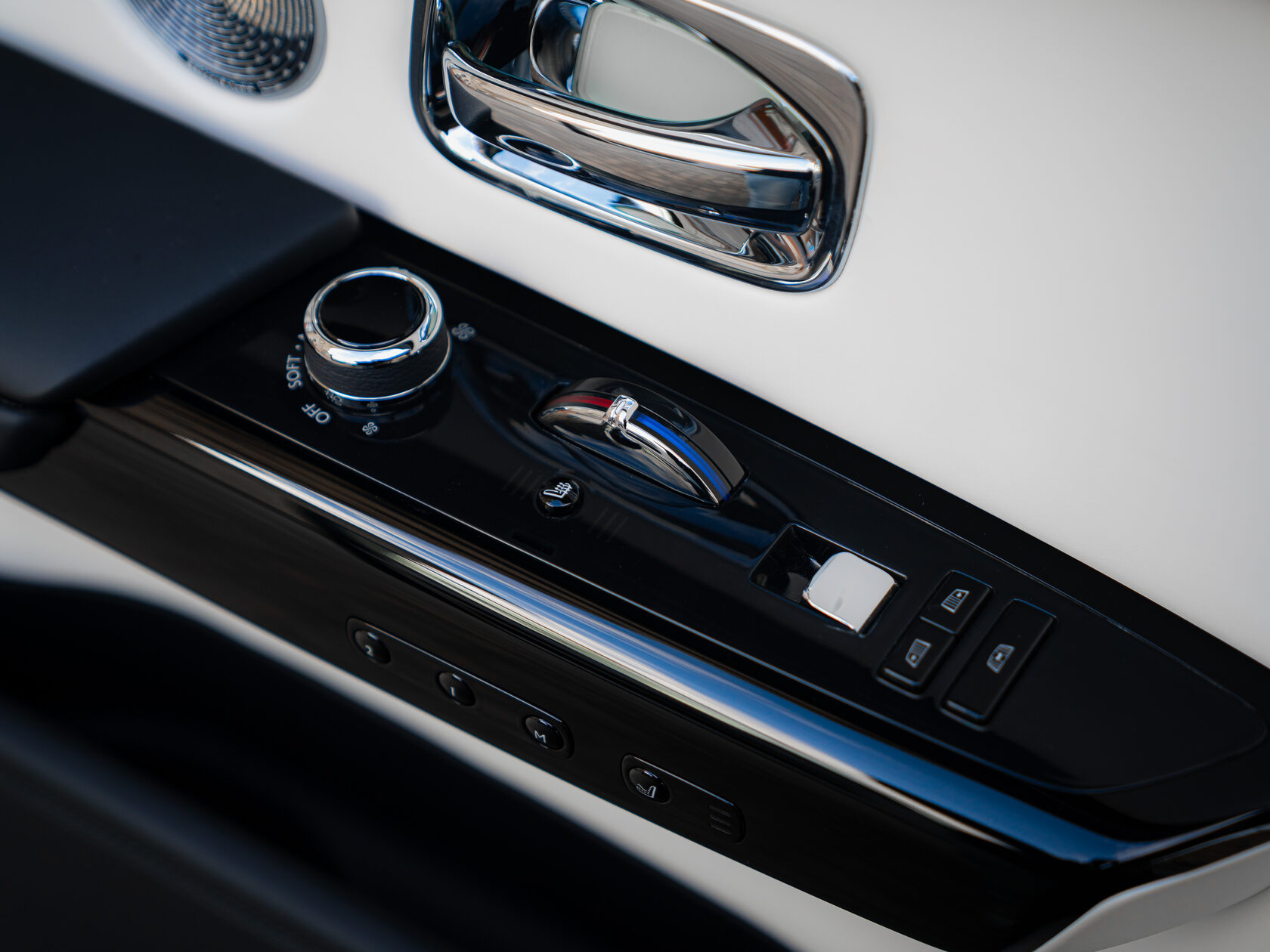 Rolls-Royce Phantom Extended  <br>Black Diamond 