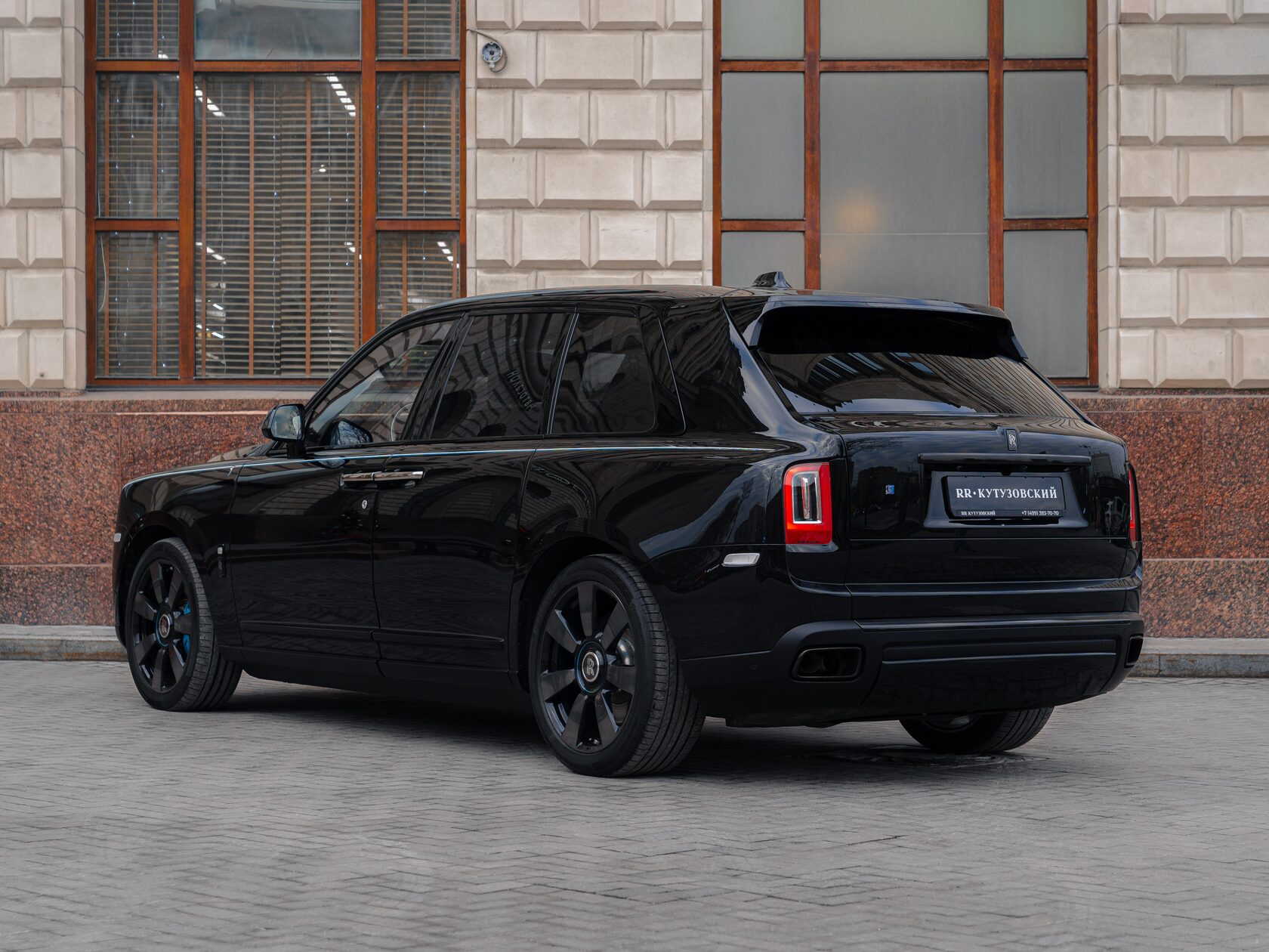 Rolls-Royce Cullinan 2019 год <br>Black Diamond