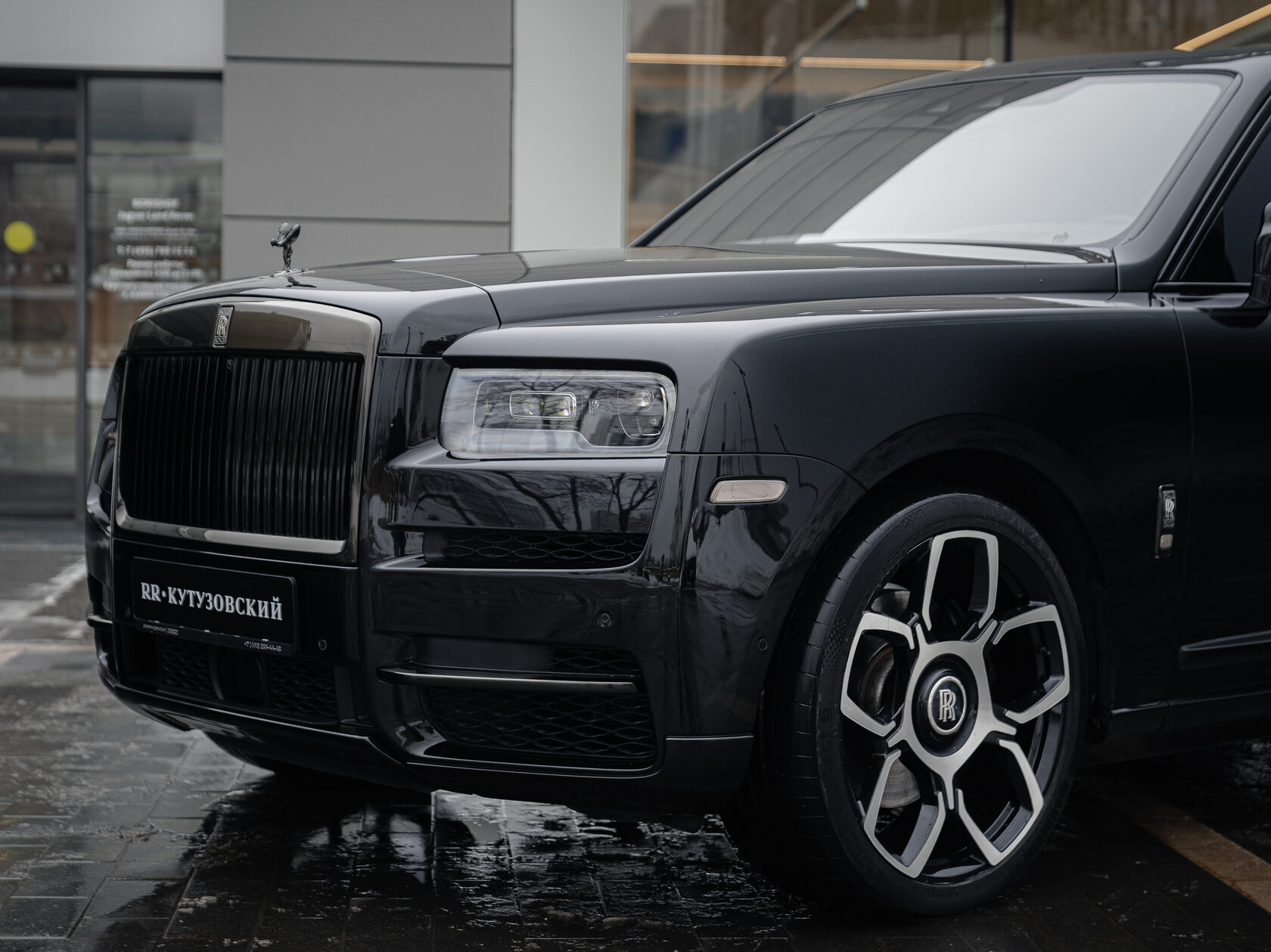 Rolls-Royce Cullinan Black Badge I 2025 год <br>Black Diamond 