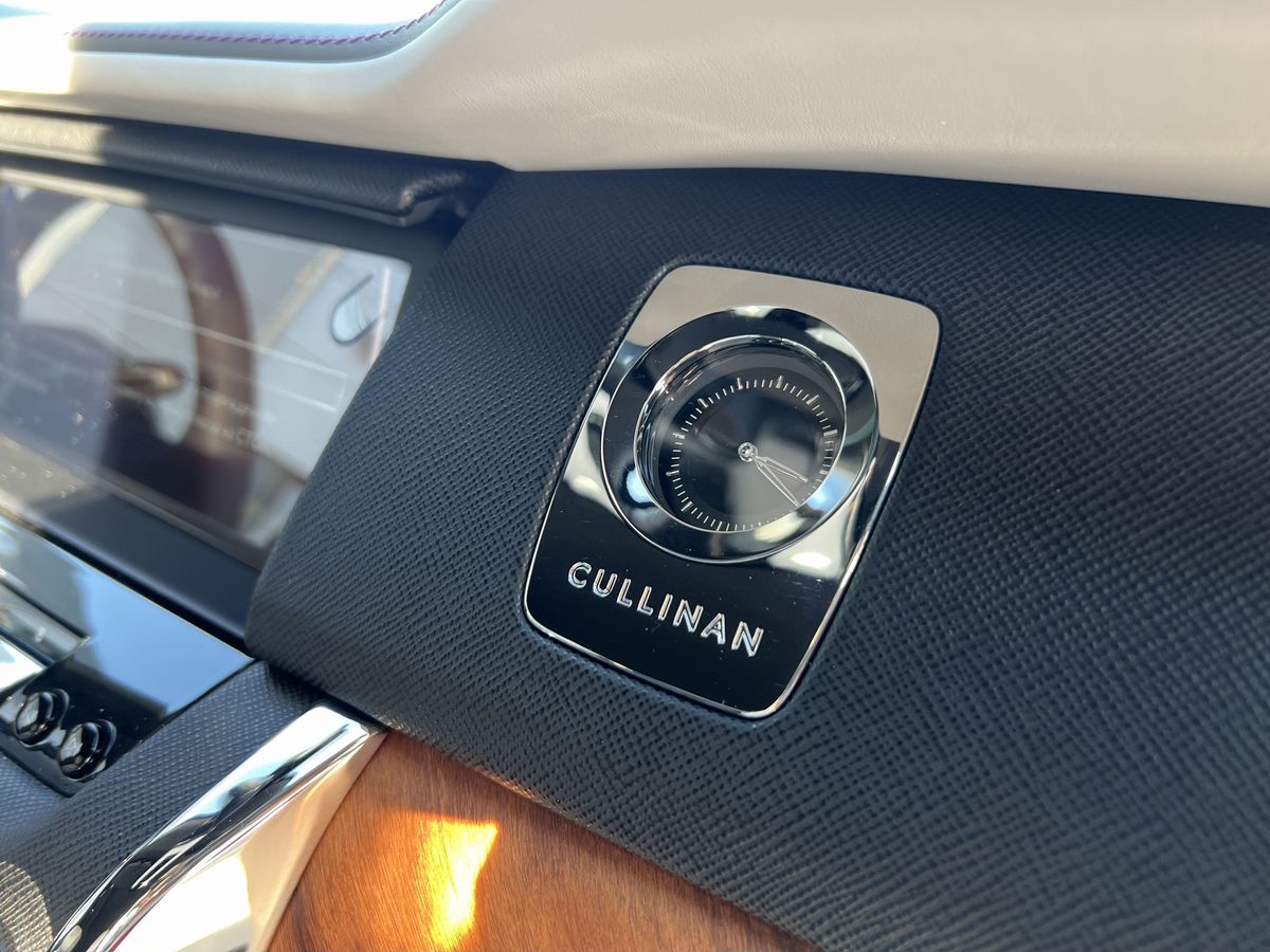 Rolls-Royce Cullinan, I 2020 год <br>Синий