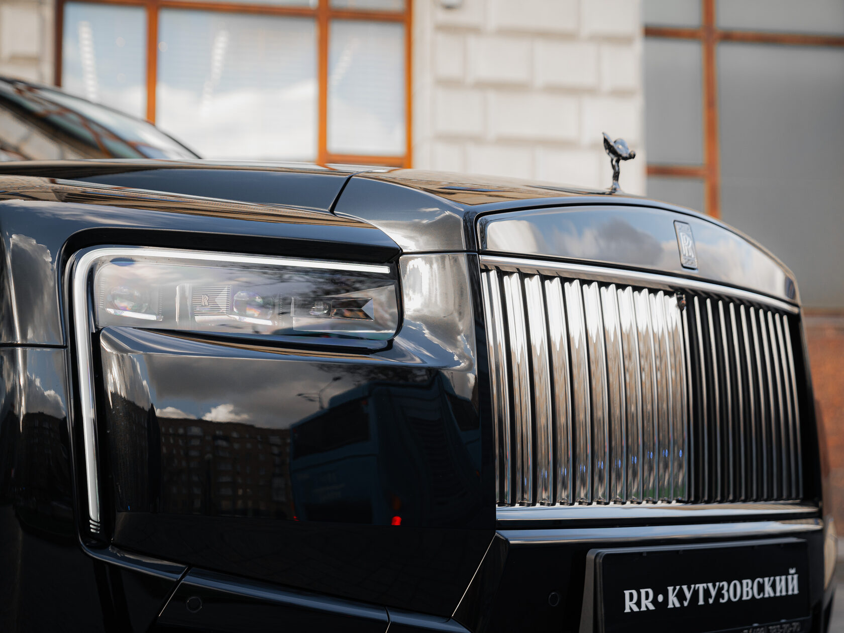 Rolls-Royce Cullinan Black Badge II 2025 год <br>Черный 