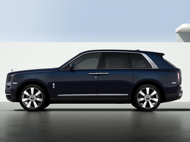 Rolls-Royce Cullinan  <br>Midnight Sapphire 