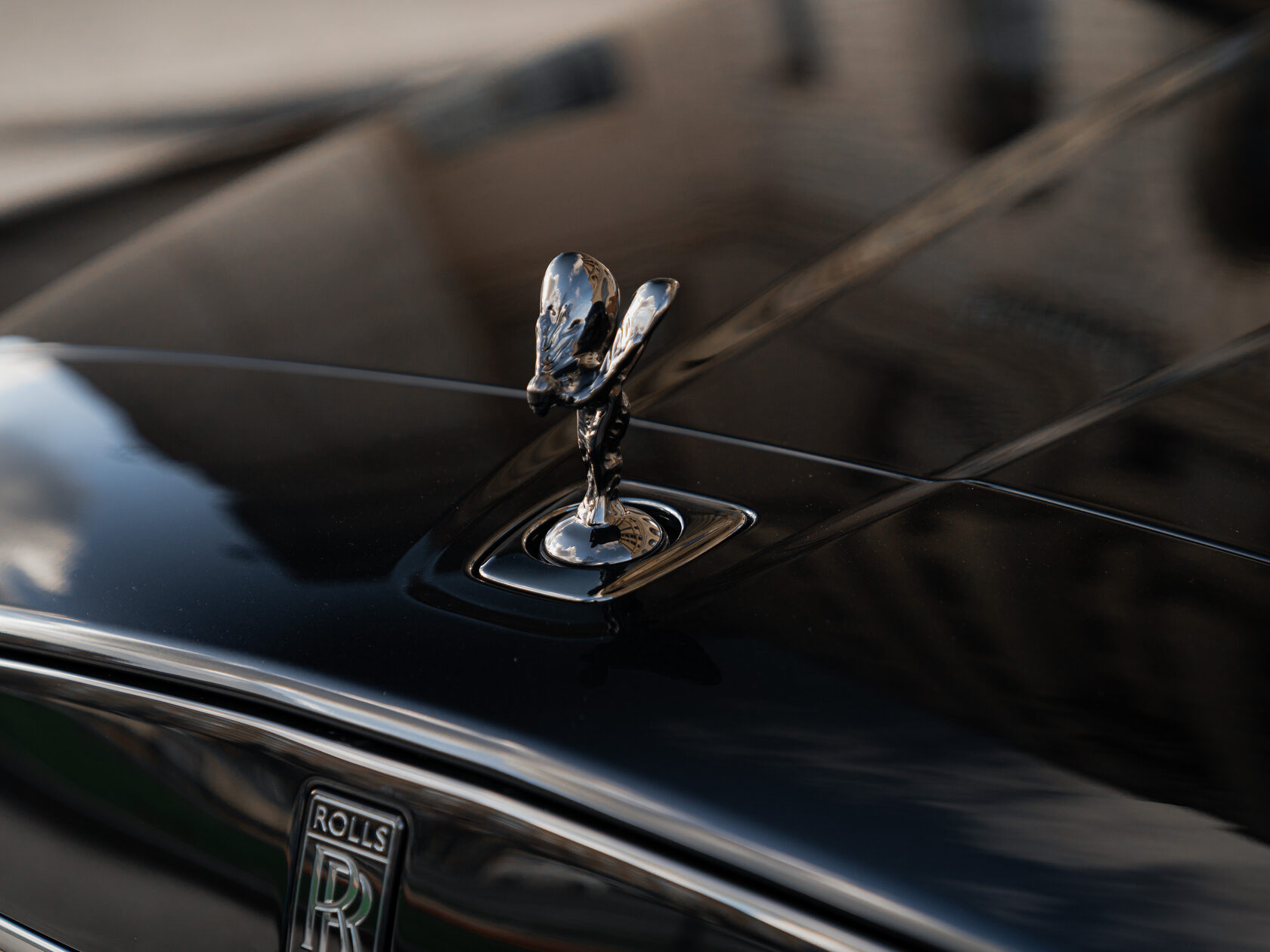 Rolls-Royce Cullinan Black Badge II 2025 год <br>Черный 