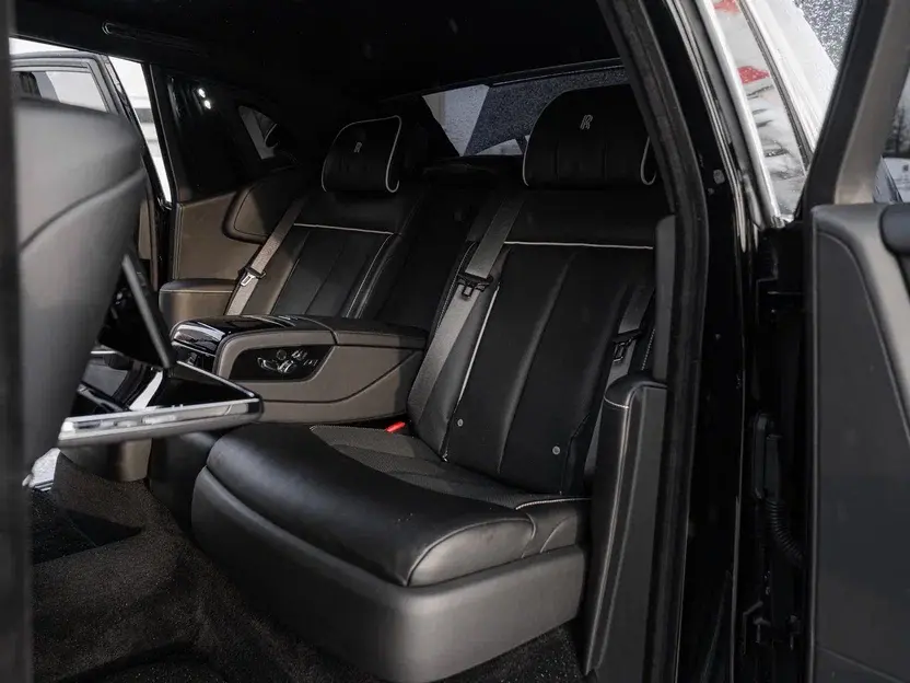 Rolls-Royce Phantom 2019 год <br>Black 