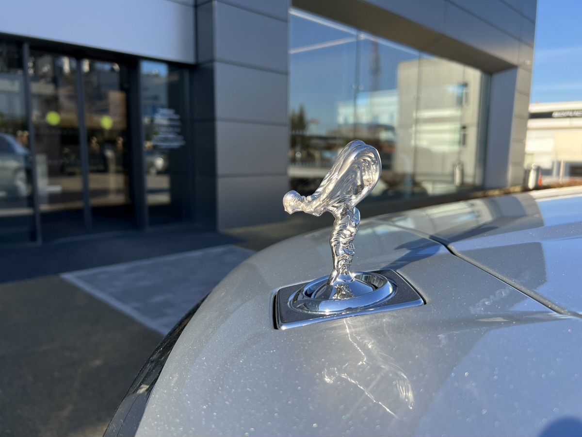 Rolls-Royce Cullinan, I 2020 год <br>Синий