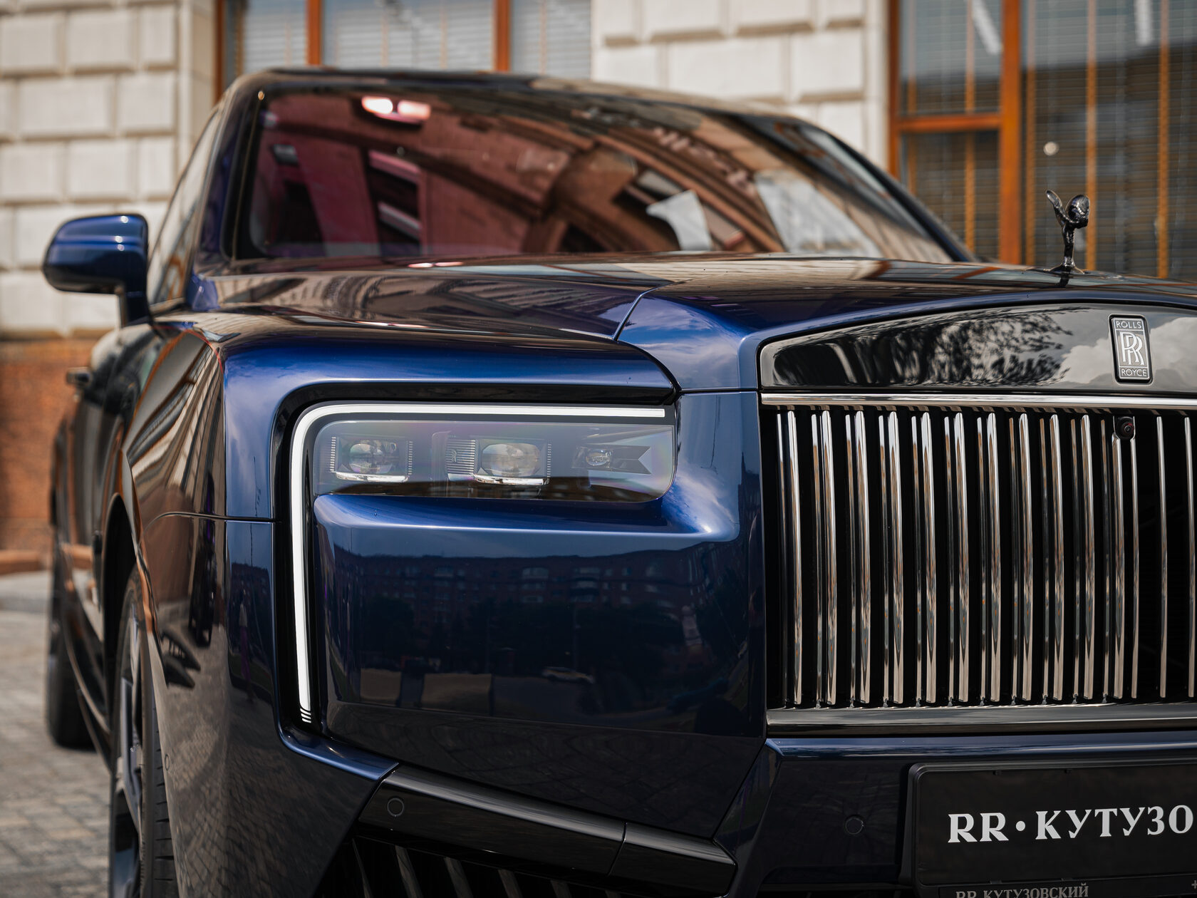 Rolls-Royce Cullinan Black Badge II  <br>Midnight Sapphire