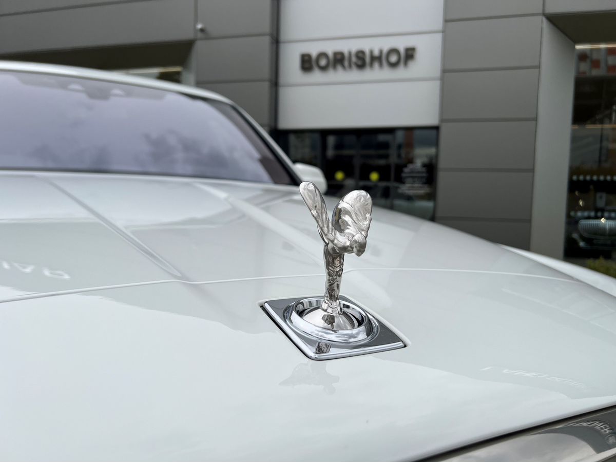 Rolls-Royce Cullinan, I 2019 год <br>Белый