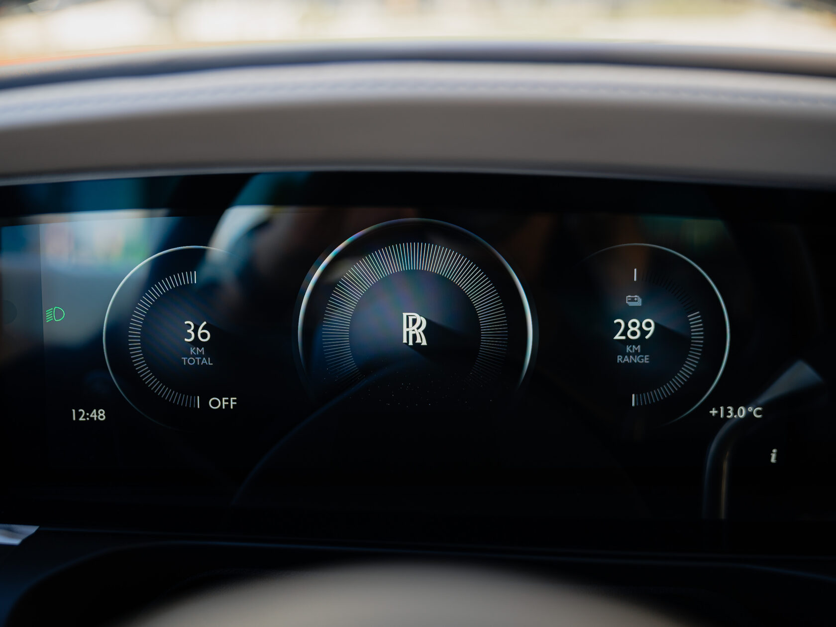 Rolls-Royce Spectre 2024 год <br>Midnight Sapphire 