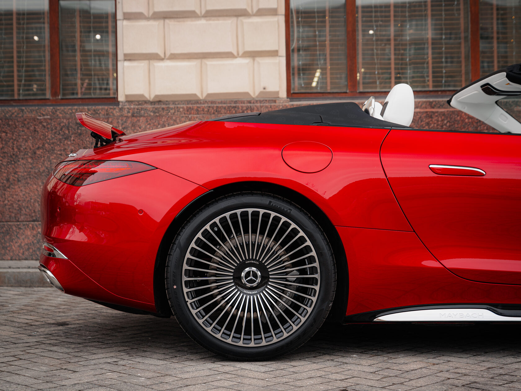 Rolls-Royce Maybach SL 680 2026  <br>Не указано