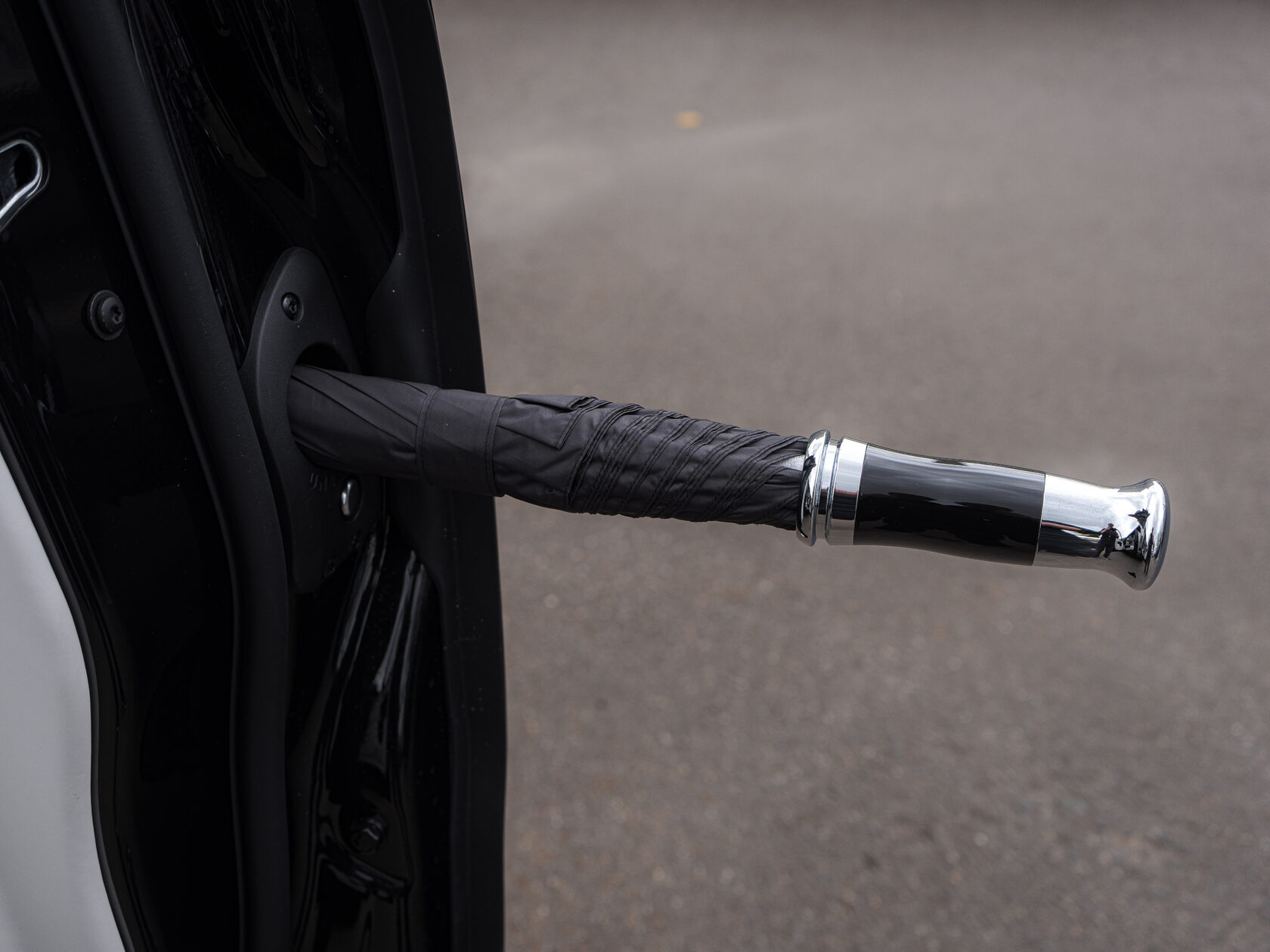 Rolls-Royce Cullinan  <br>Черный 