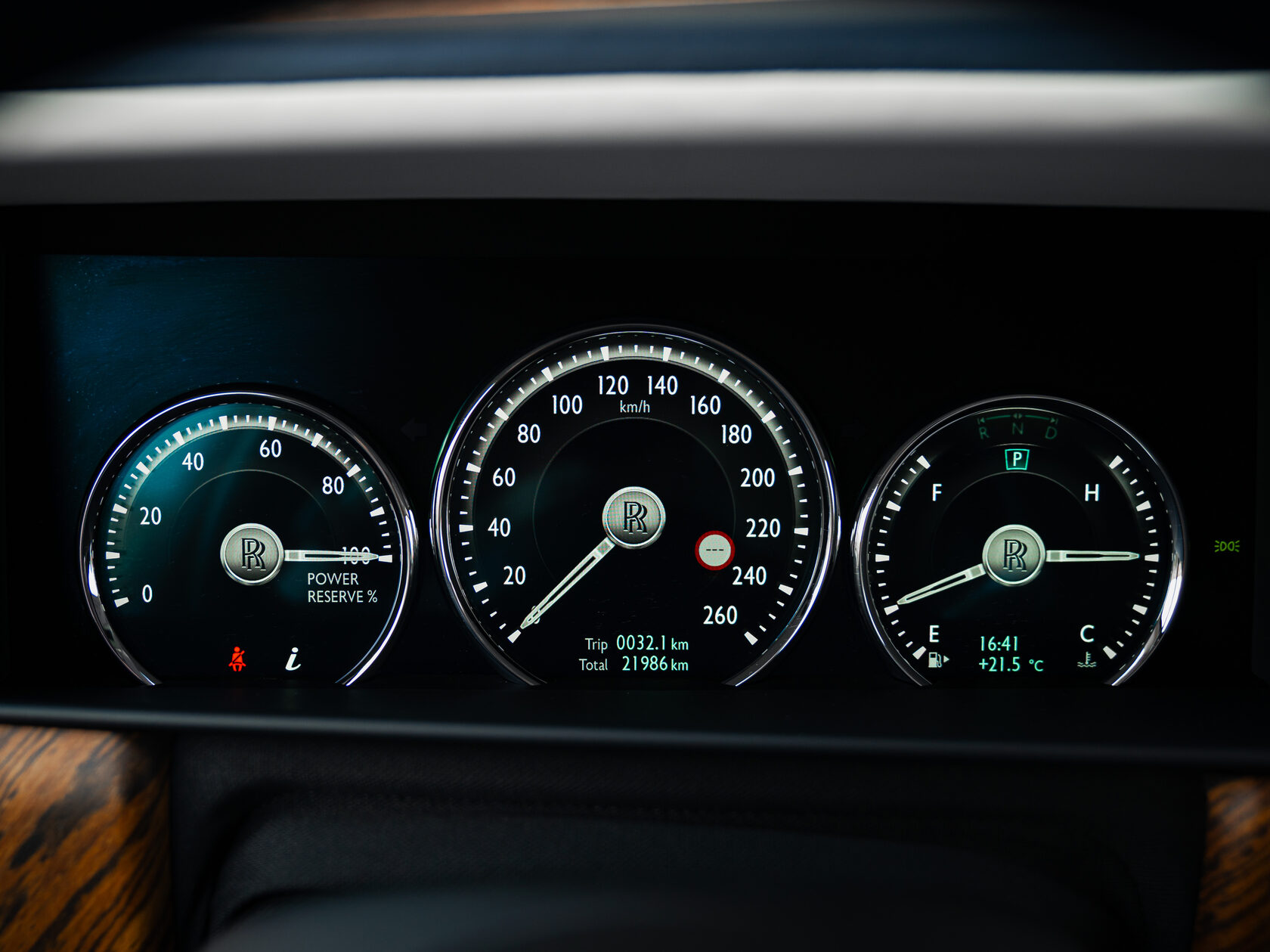 Rolls-Royce Cullinan  <br>Не указано