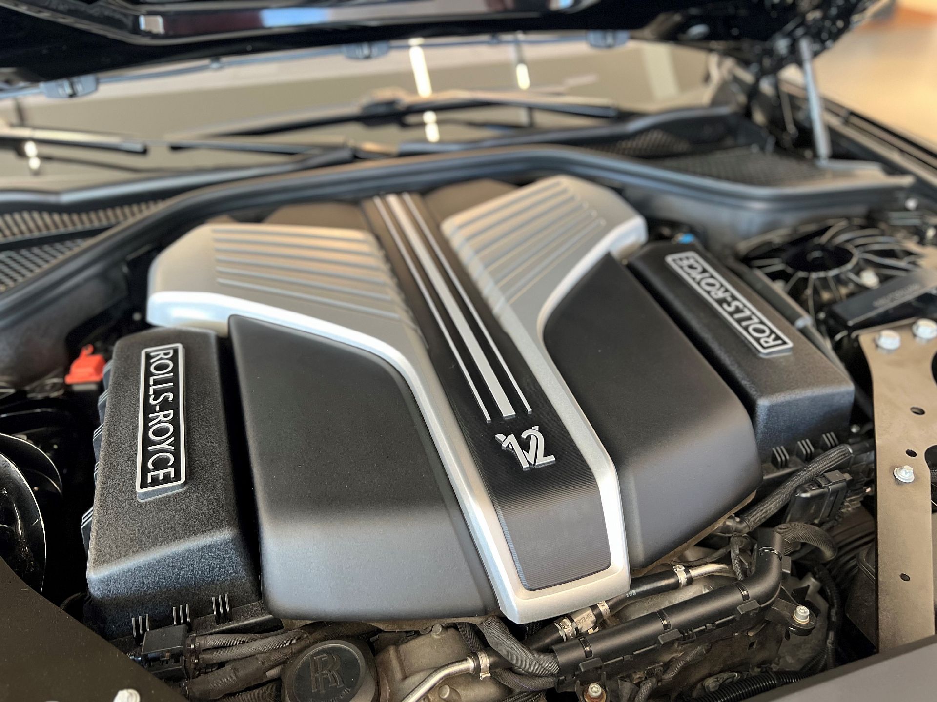 Rolls-Royce Ghost 2020 год <br>Diamond Black 