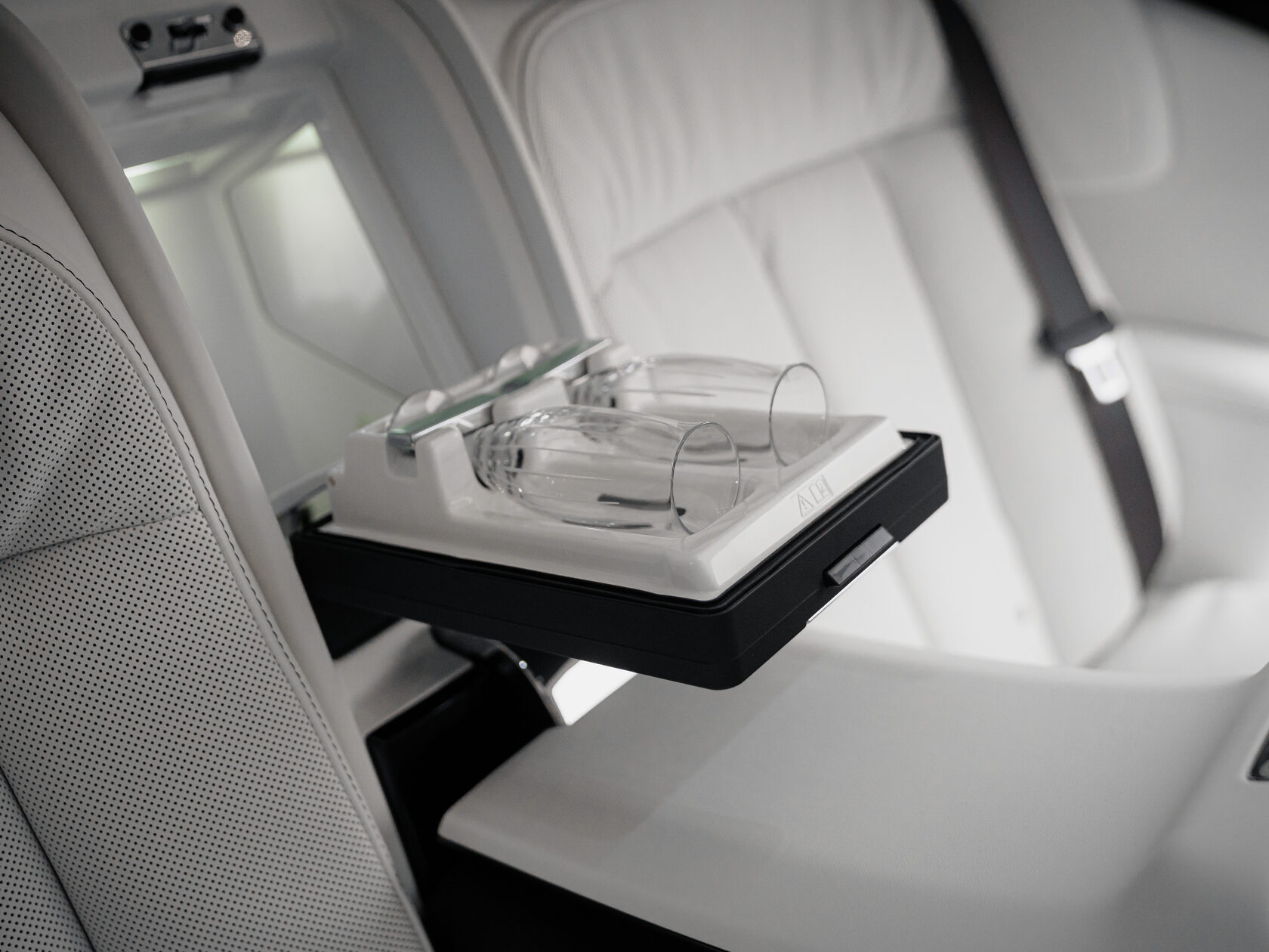 Rolls-Royce Phantom Extended  <br>Black Diamond 