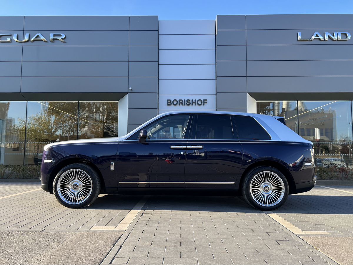 Rolls-Royce Cullinan, I 2020 год <br>Синий