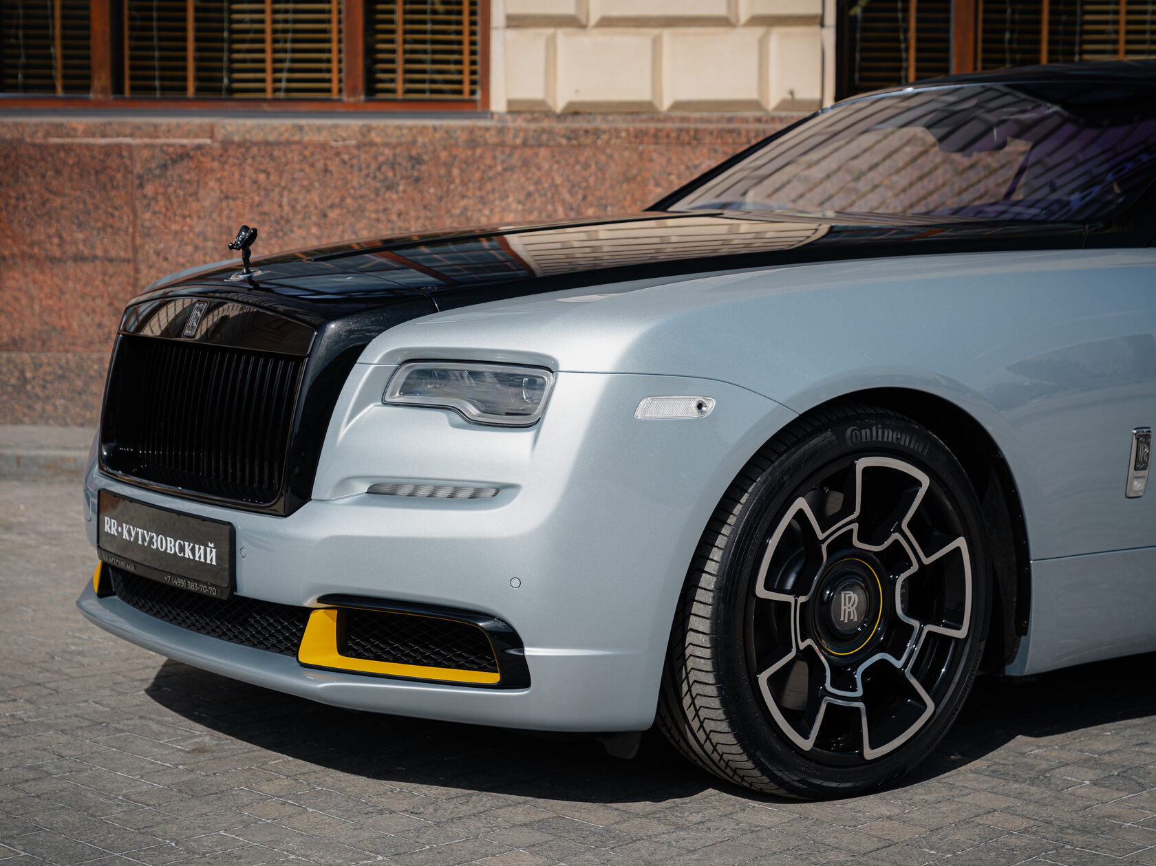 Rolls-Royce Wraith Black Badge Landspeed Collection  <br>Черный/ Небесноголубой