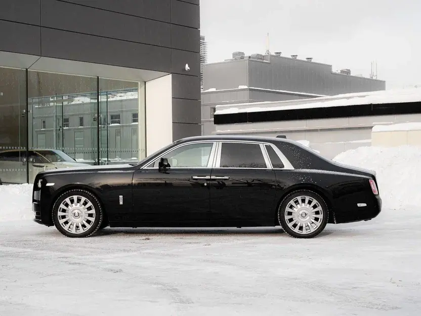 Rolls-Royce Phantom 2019 год <br>Black 