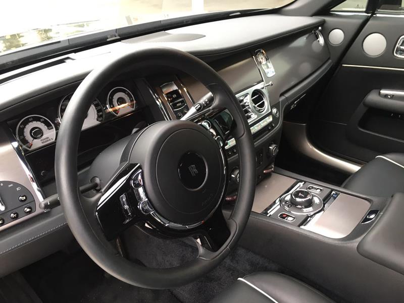 Rolls-Royce Wraith 2015 год <br>Diamond Black / Gunmetal 